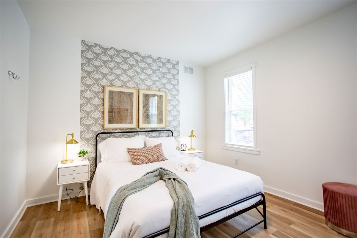 Queen Bed