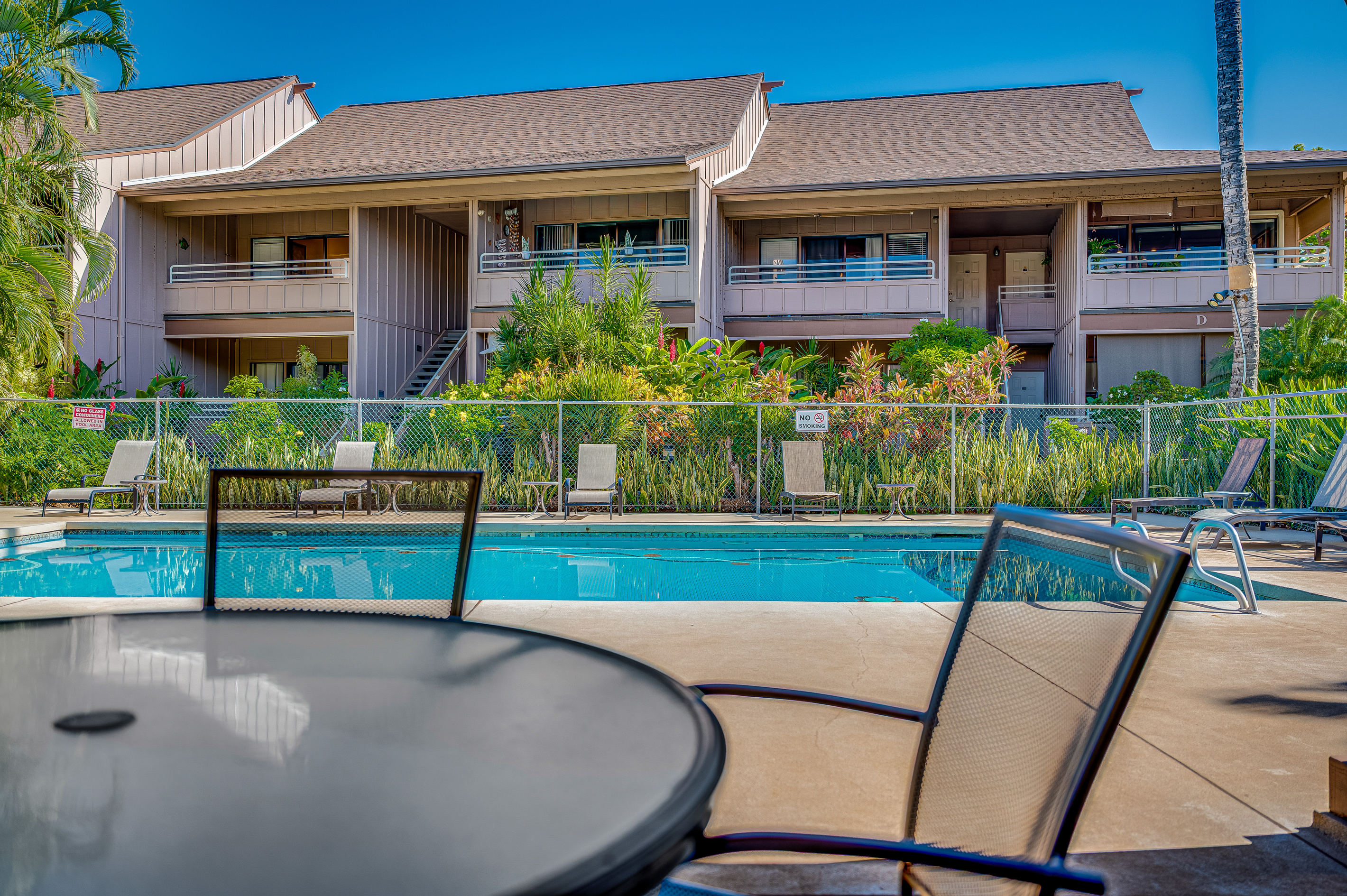 Perfect poolside lunch spot