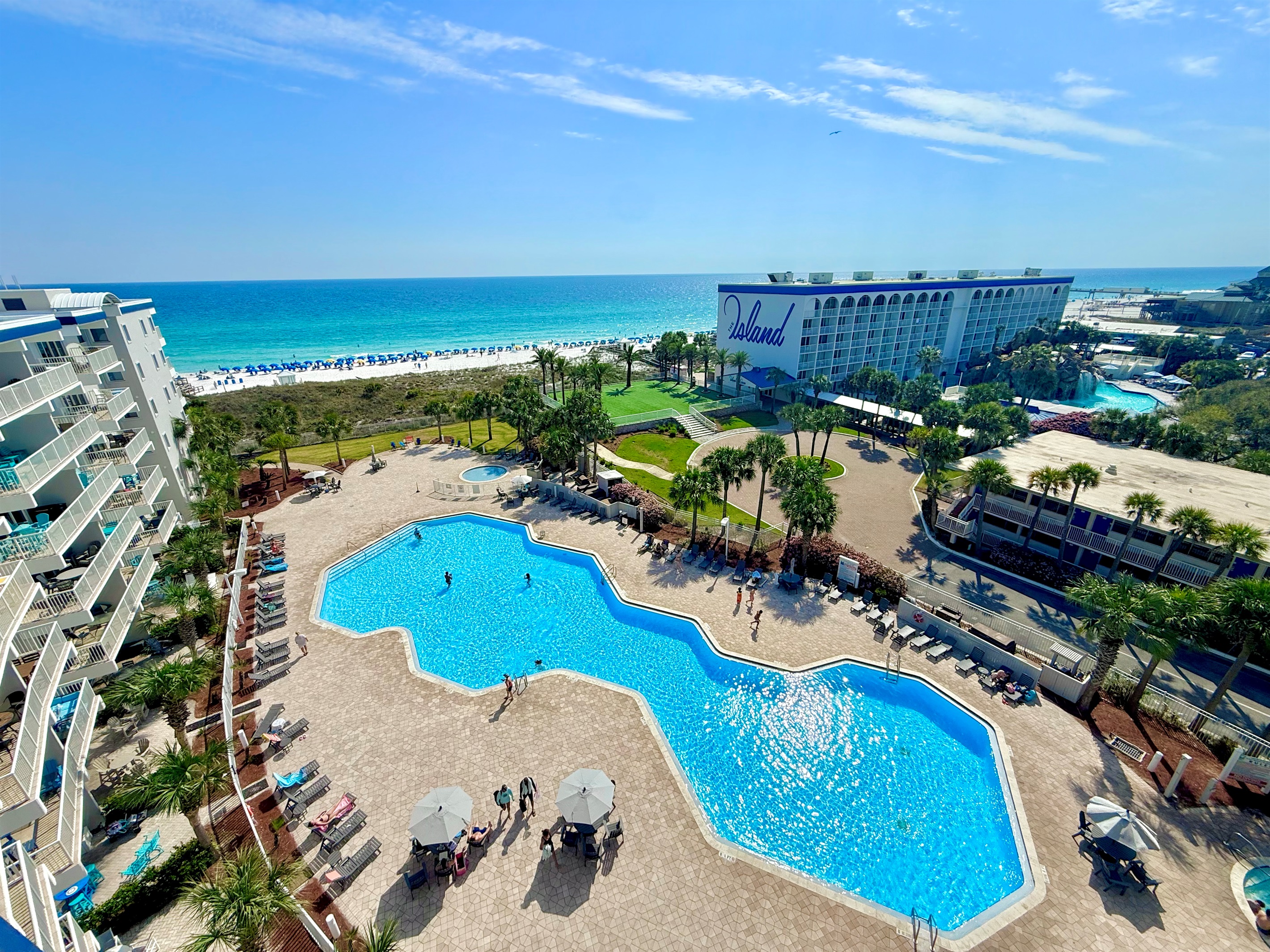 Destin West Gulfside: Pool Deck