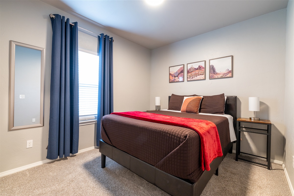 Bedroom 2 Queen