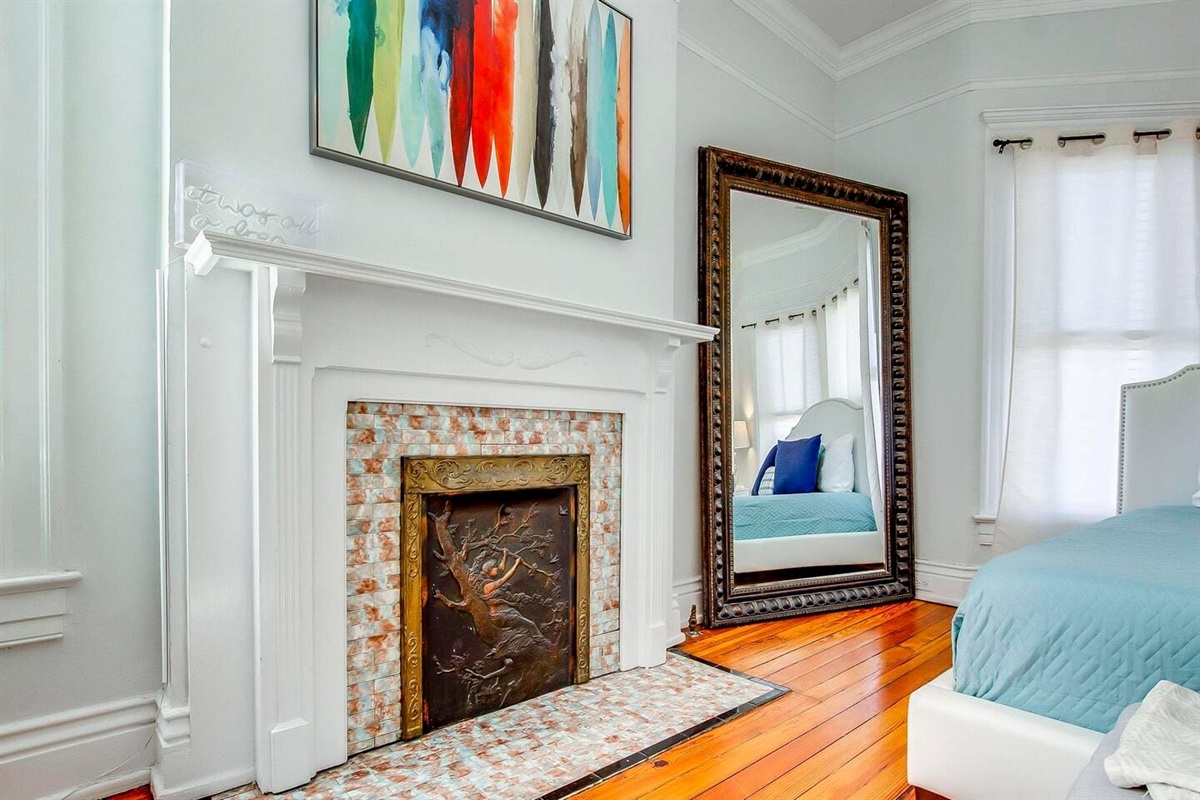 King suite with sofa and TV