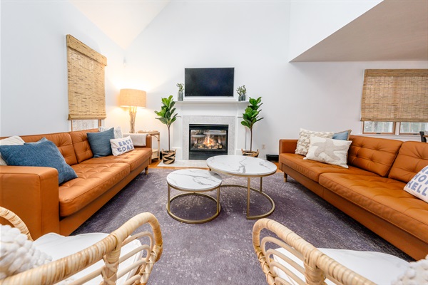 Open Concept Living Room, Gas Fireplace (Fall/Winter Only)