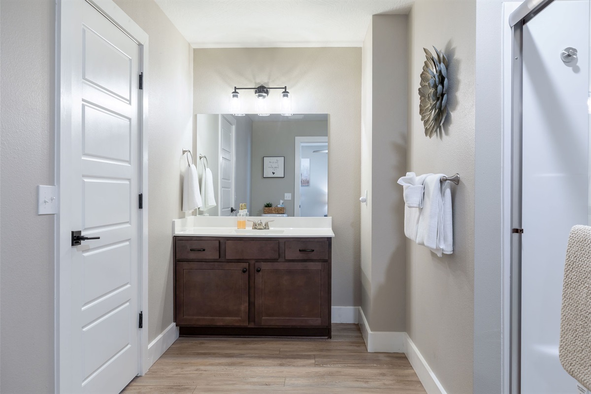 ensuite bath