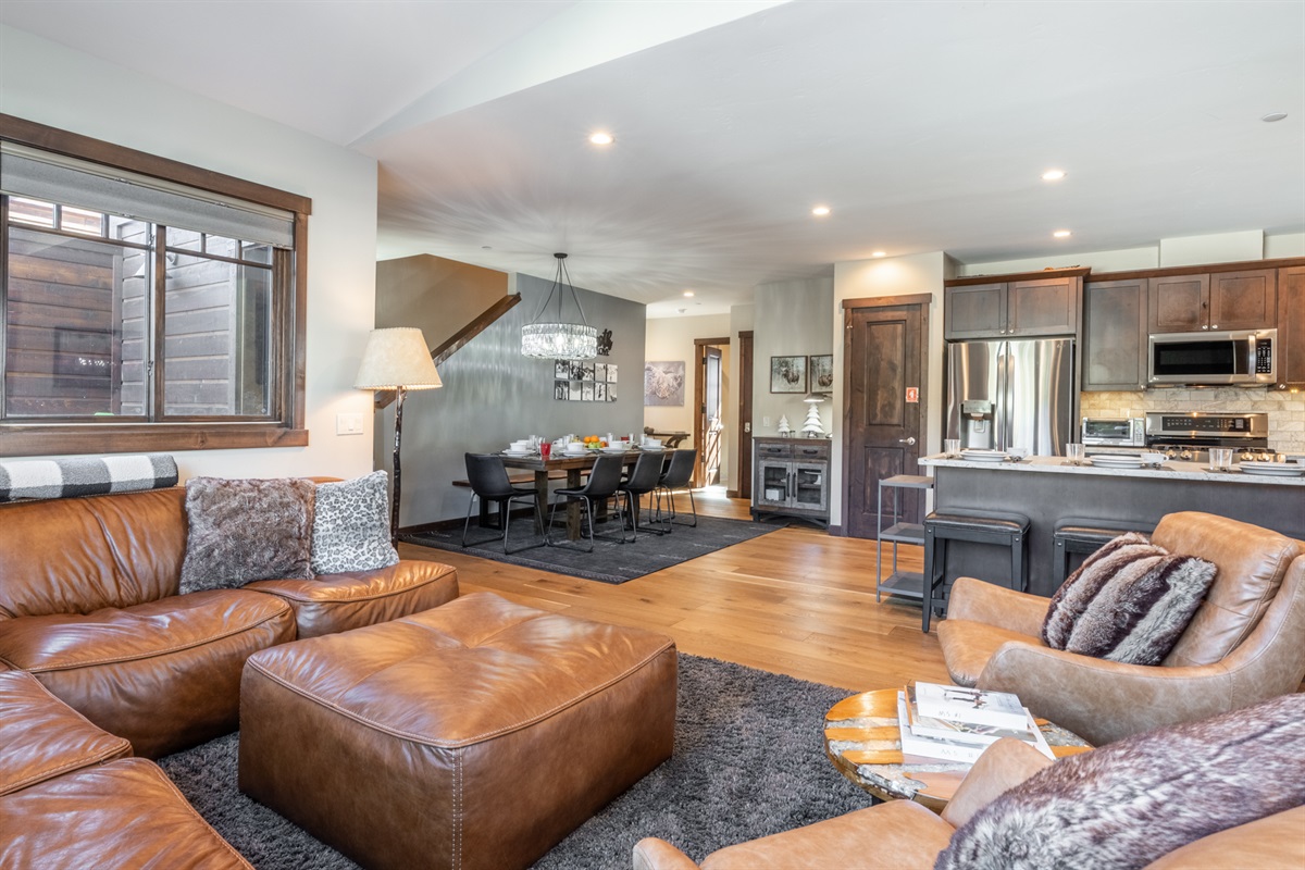 The open living, dining, and kitchen layout means everyone can hang out together—whether you're cooking, chilling, or conquering board game night.