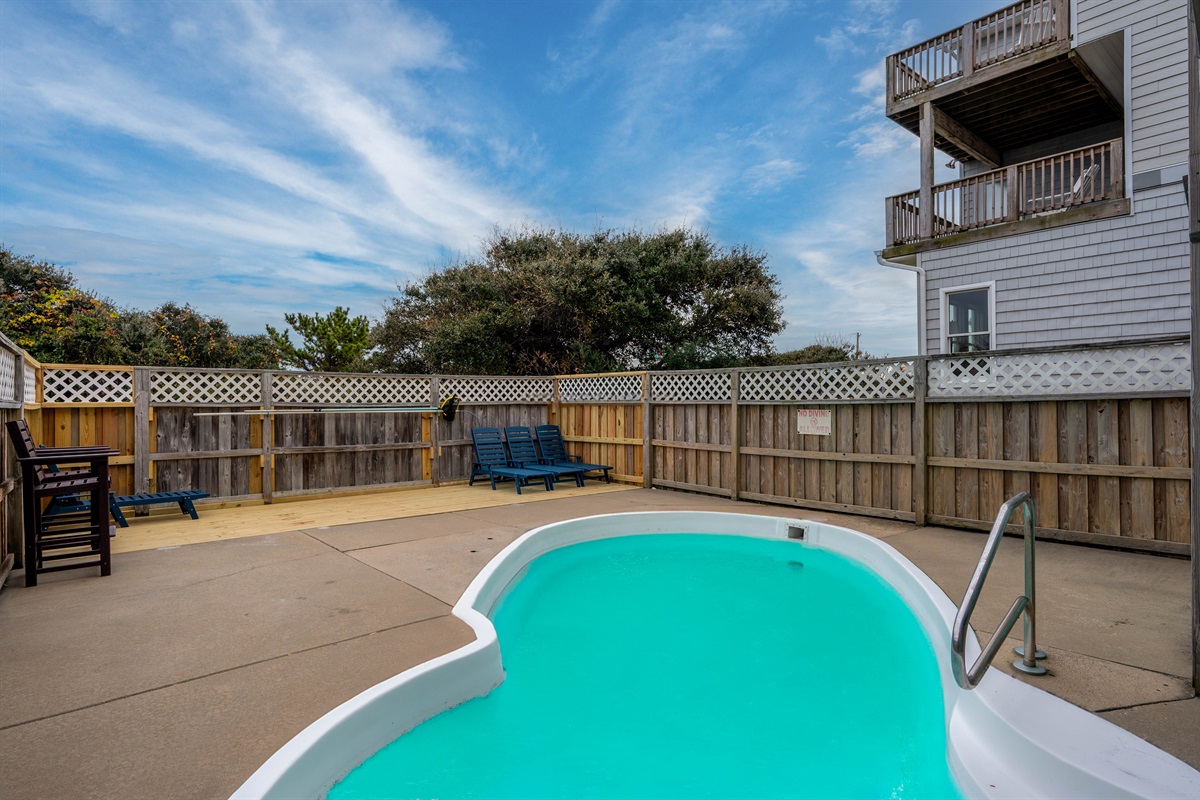 Refreshing private pool just for you.