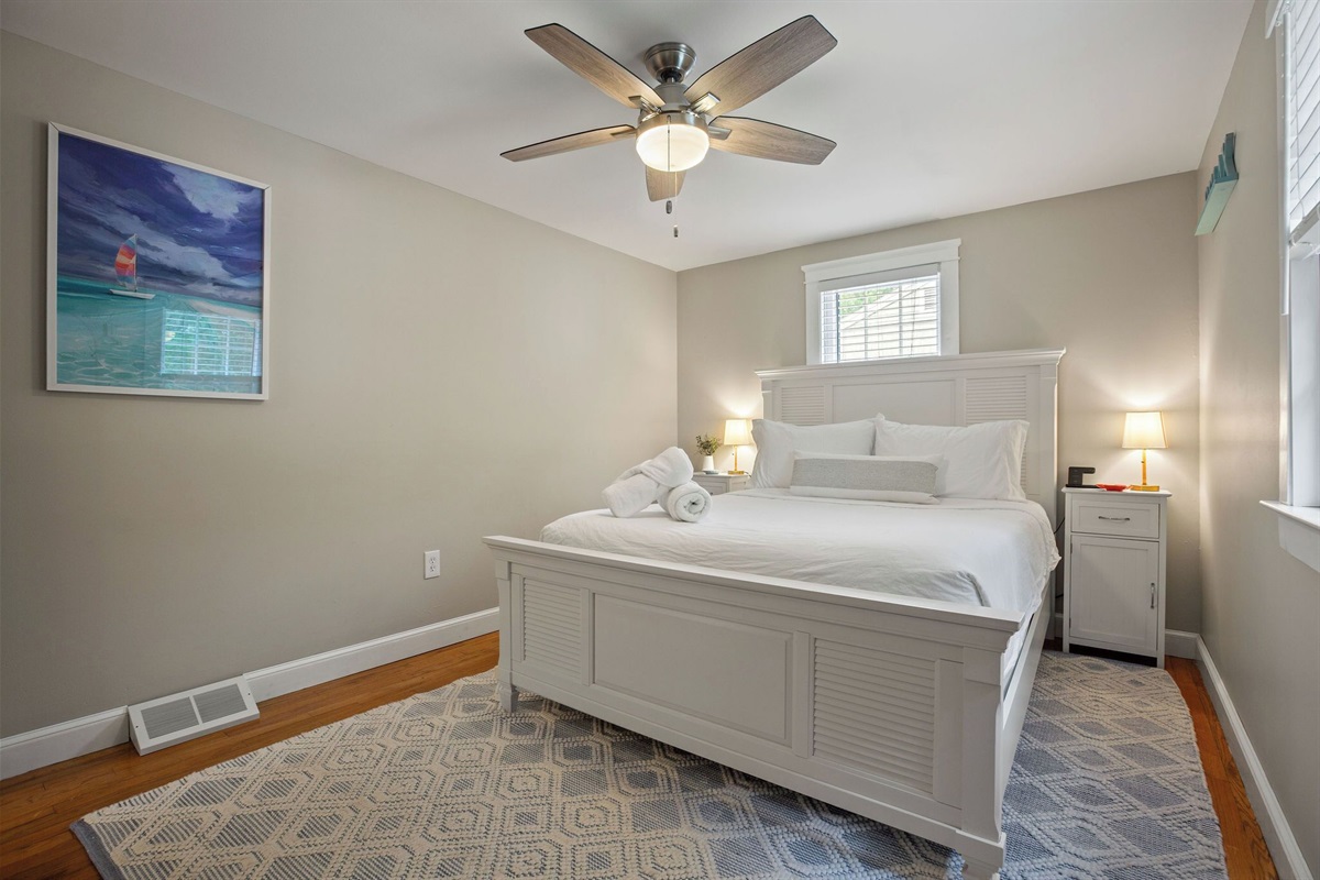 Wake up to the sound of serenity and enjoy the blend of our luxury linens!