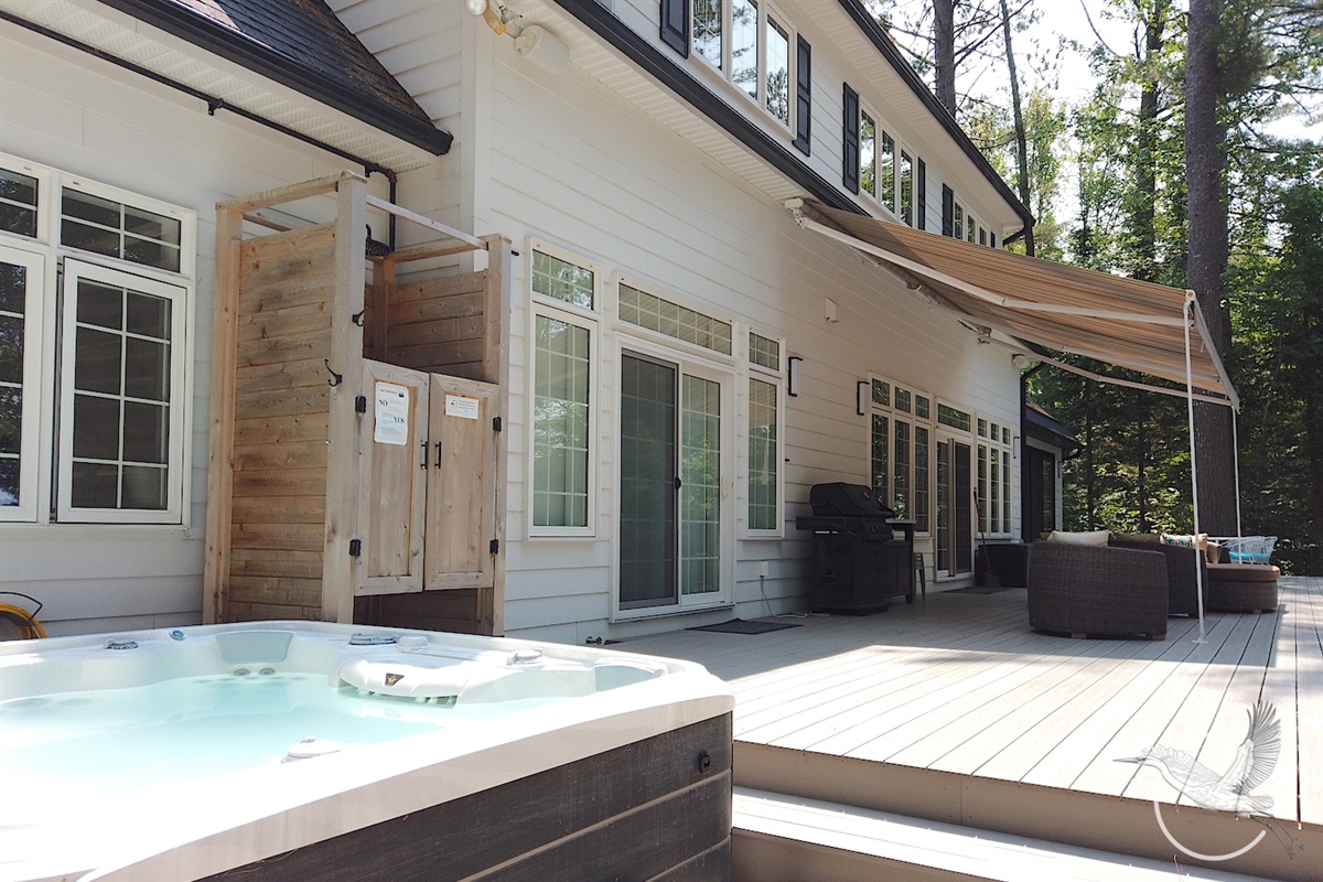 Hot tub