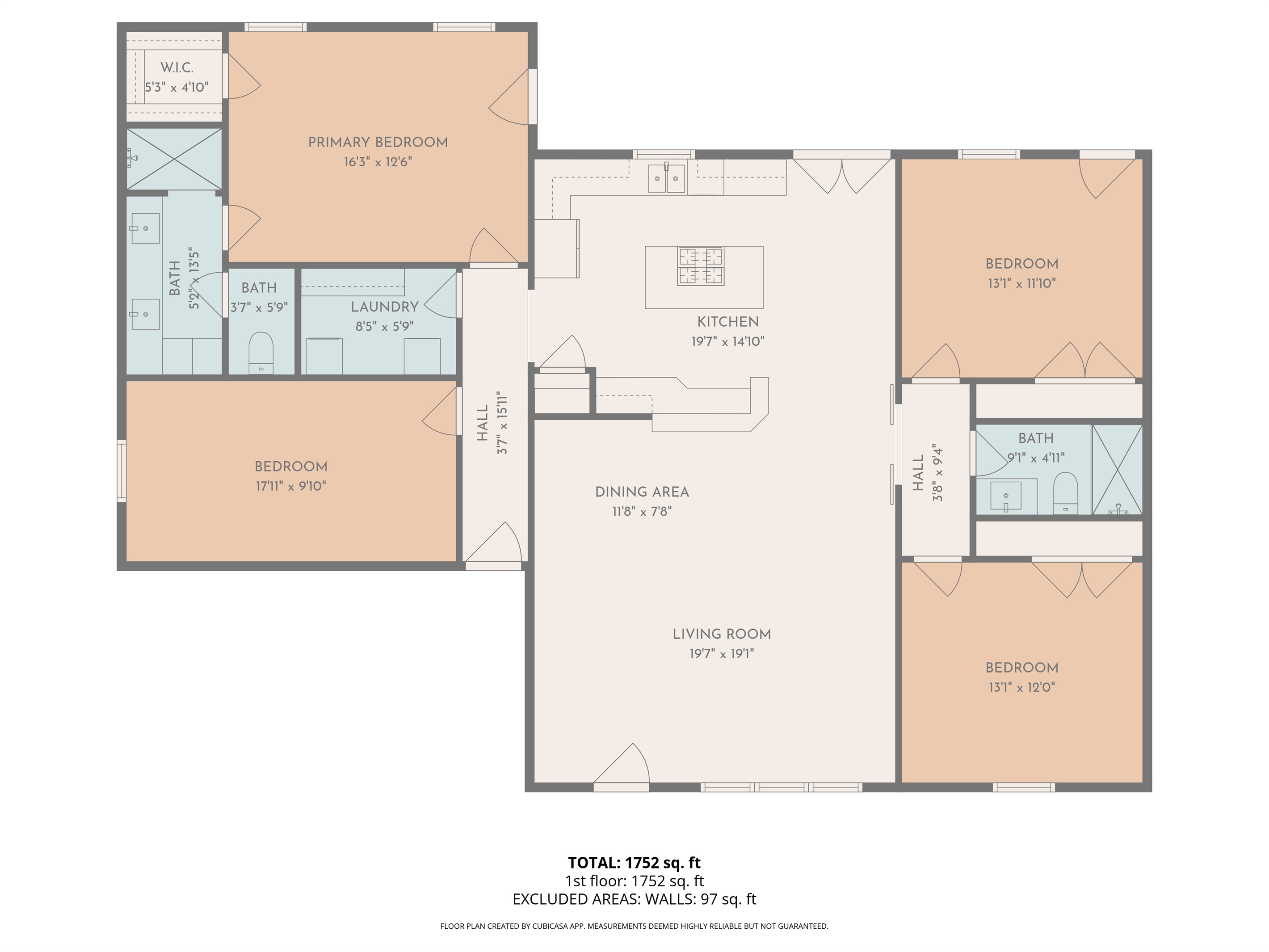 Floor plan: spacious layout, single story, easy flow for families and mobility-friendly guests