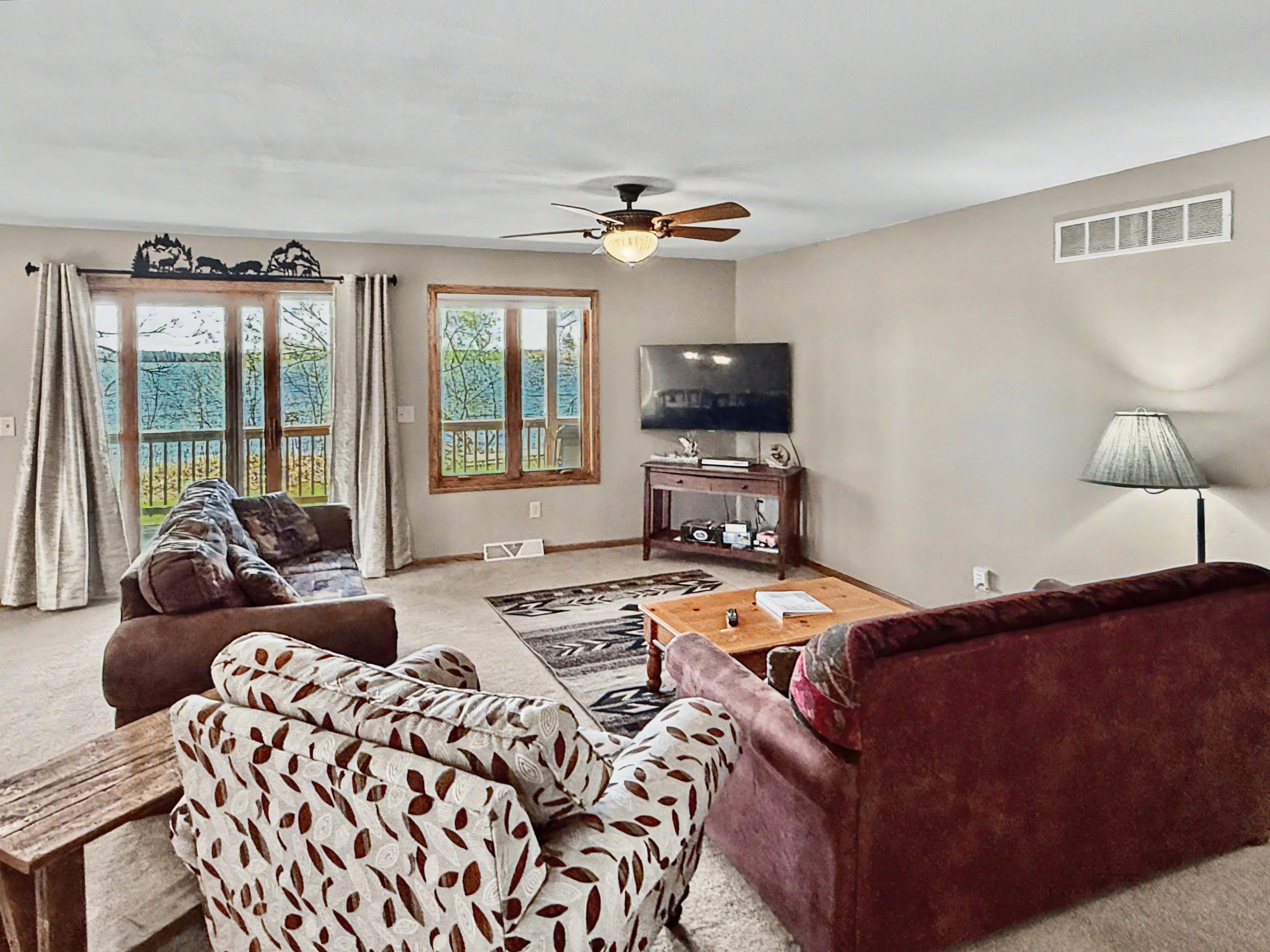 Living Room - Lower Level with TV