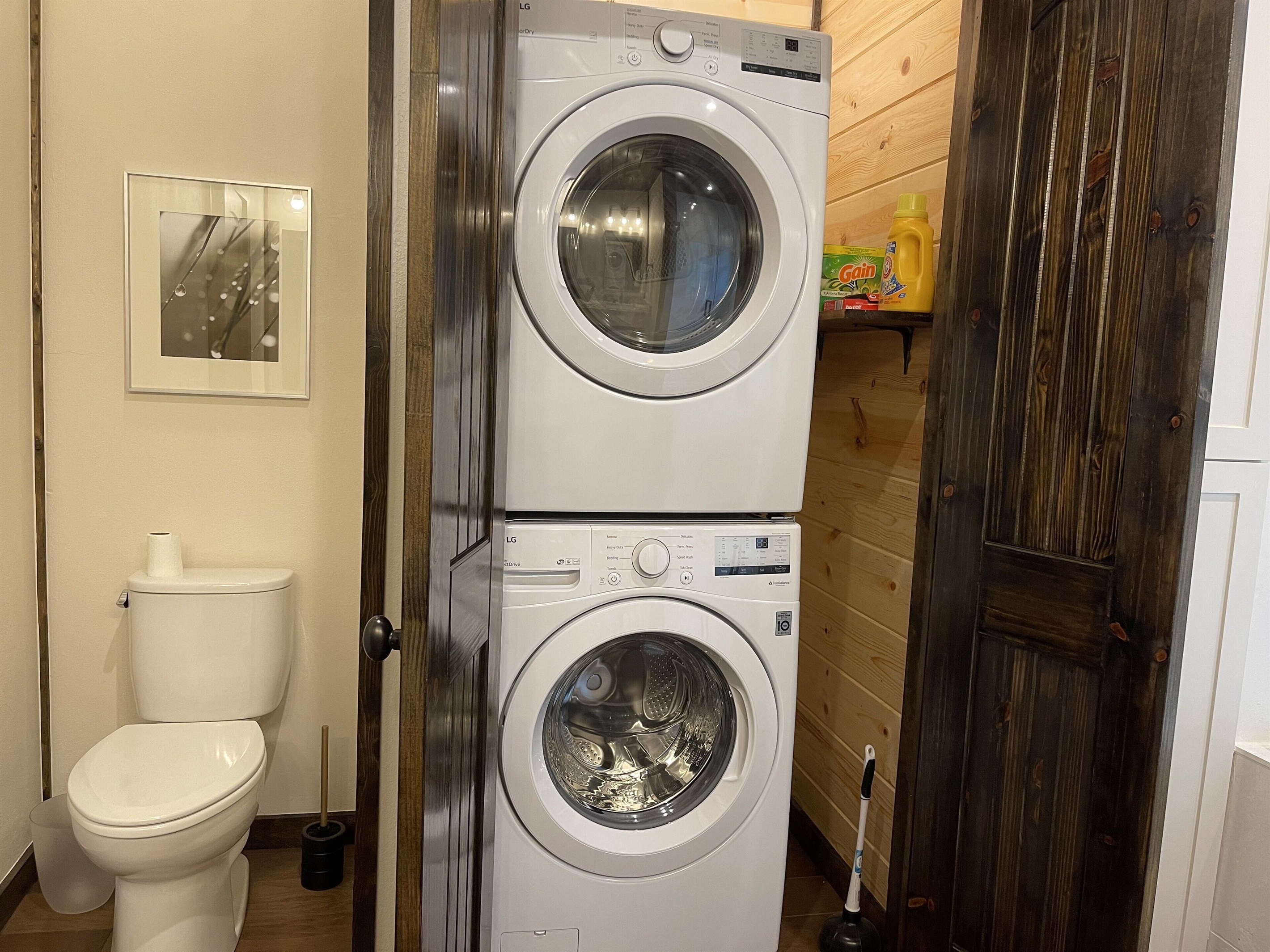 The master bath also houses the washer and dryer, which is there for you to use so you can go home with a suitcase full of clean clothes!