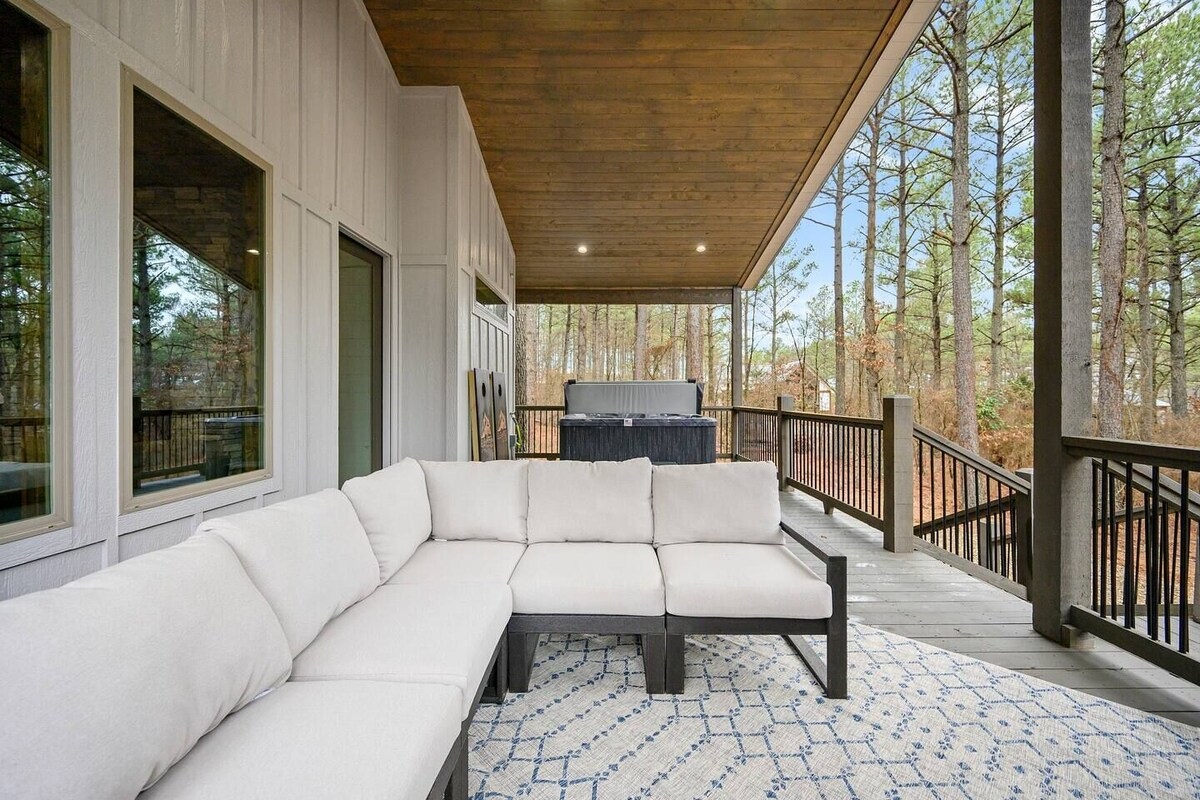 Ample outdoor seating