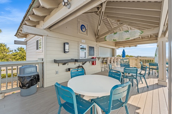 Beach Club Outdoor Seating