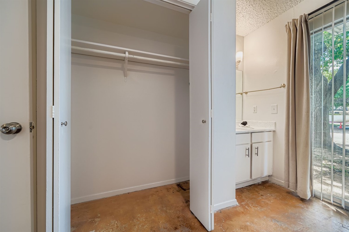 Bedroom Closet