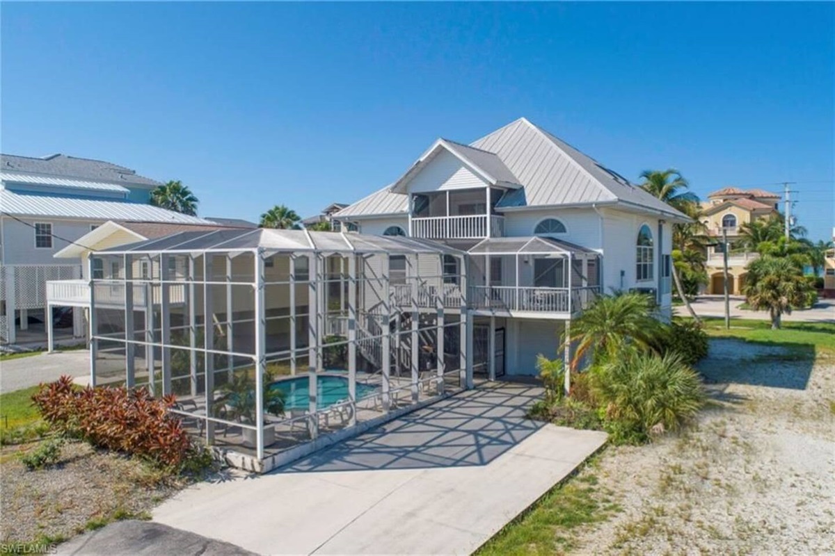Sea Breeze Oasis w/Private Pool