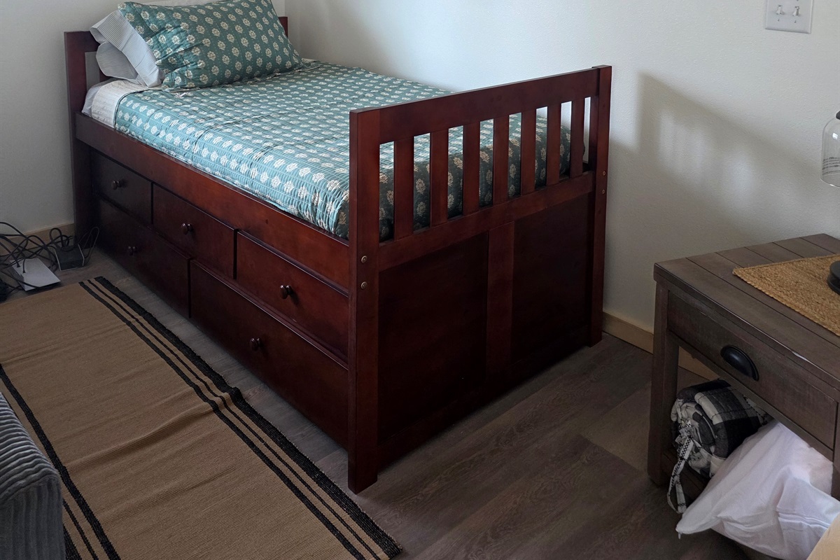 Loft - additional twin bed with trundle bed.