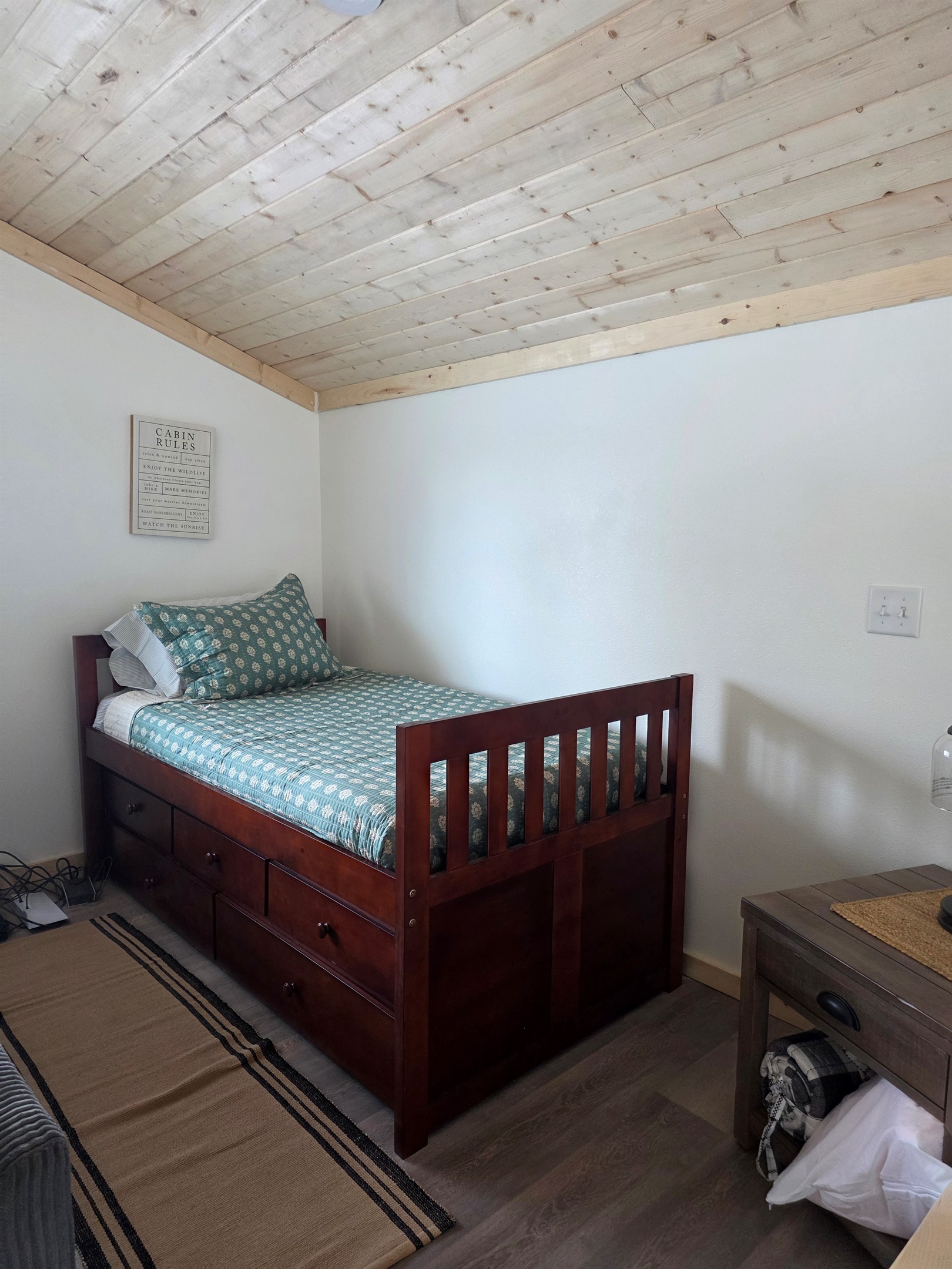 Loft - additional twin bed with trundle bed.