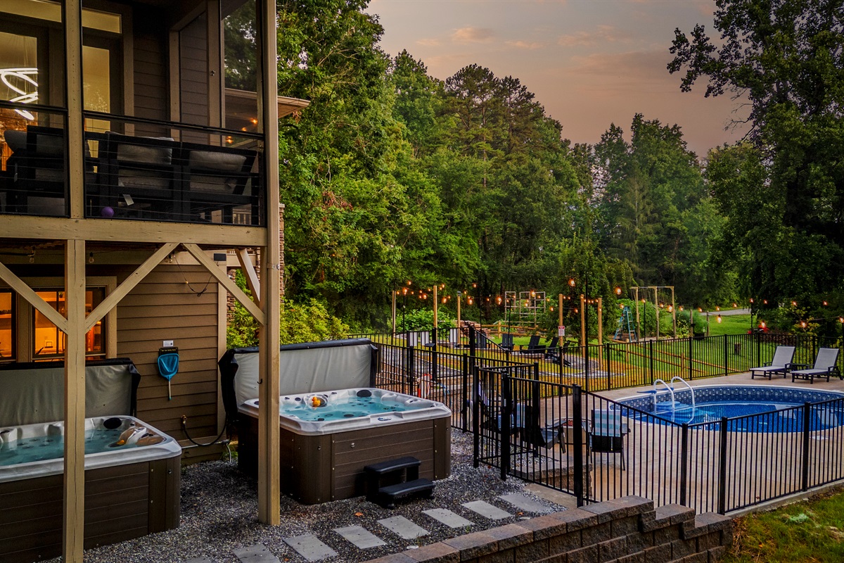 At night, enjoy the glow of party lights or stargaze under the open sky — pure Asheville magic.