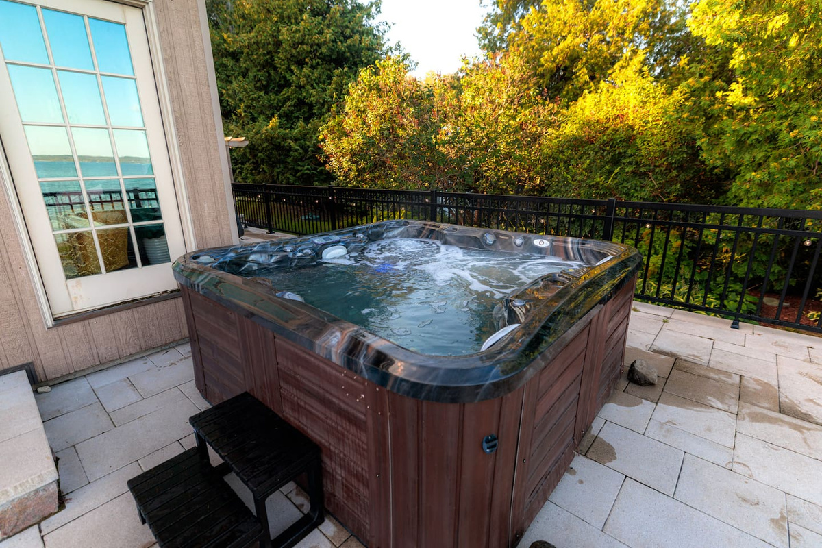 Hot Tub