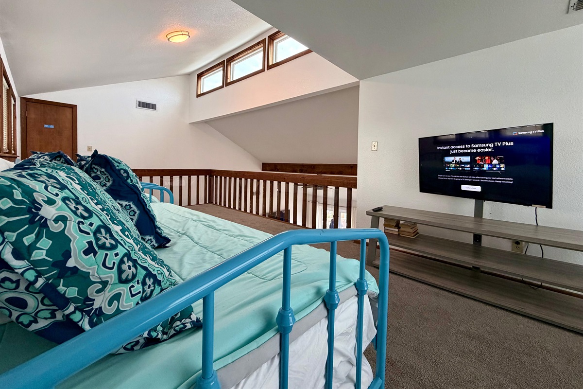 Loft Area - (2) sets of trundle beds