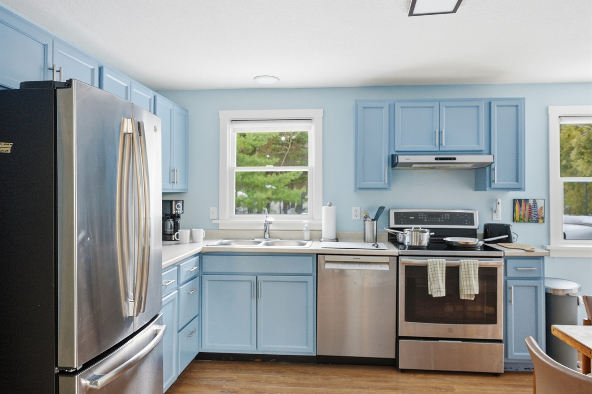 Kitchen - Dishwasher - Drip Coffee Maker