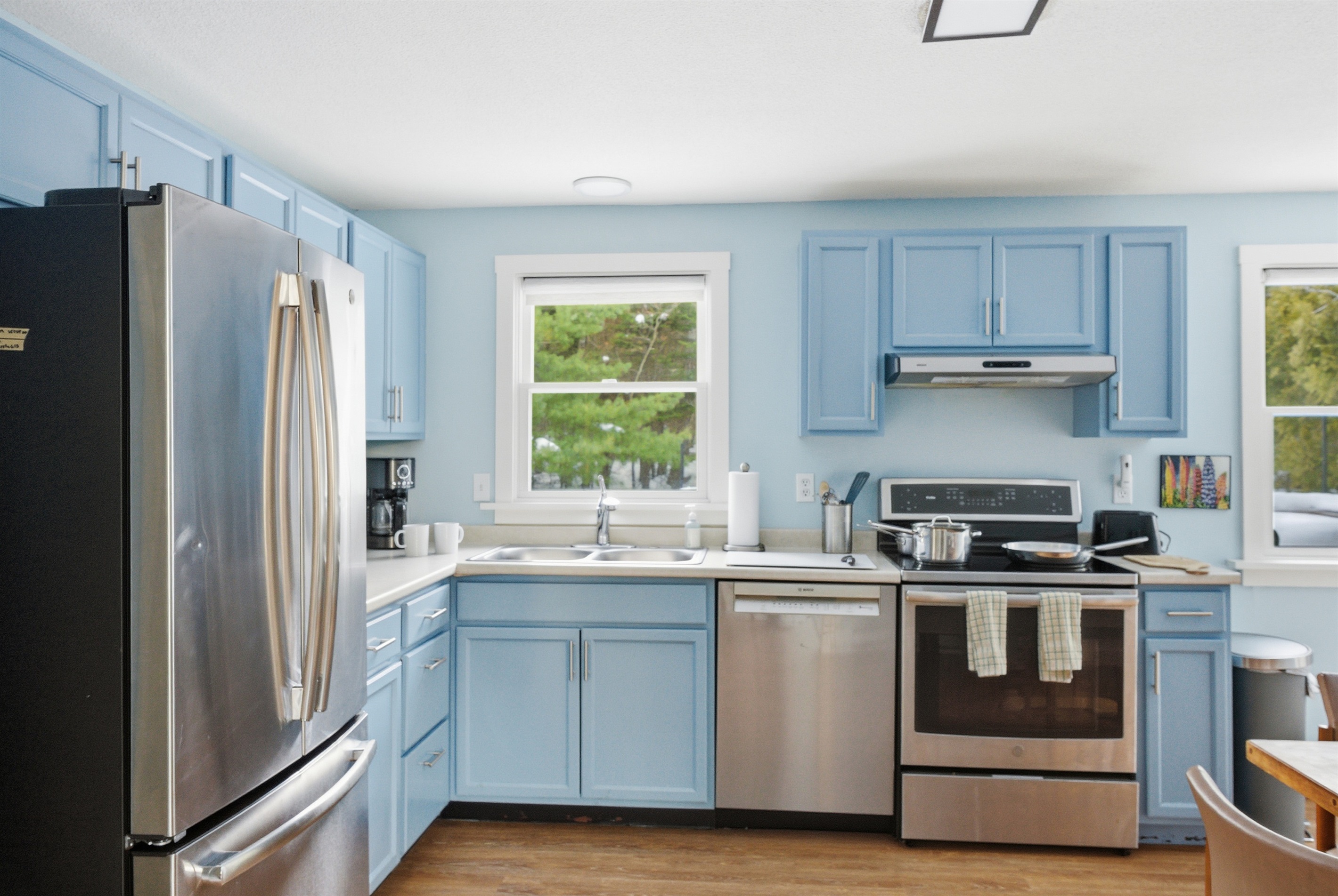 Kitchen - Dishwasher - Drip Coffee Maker