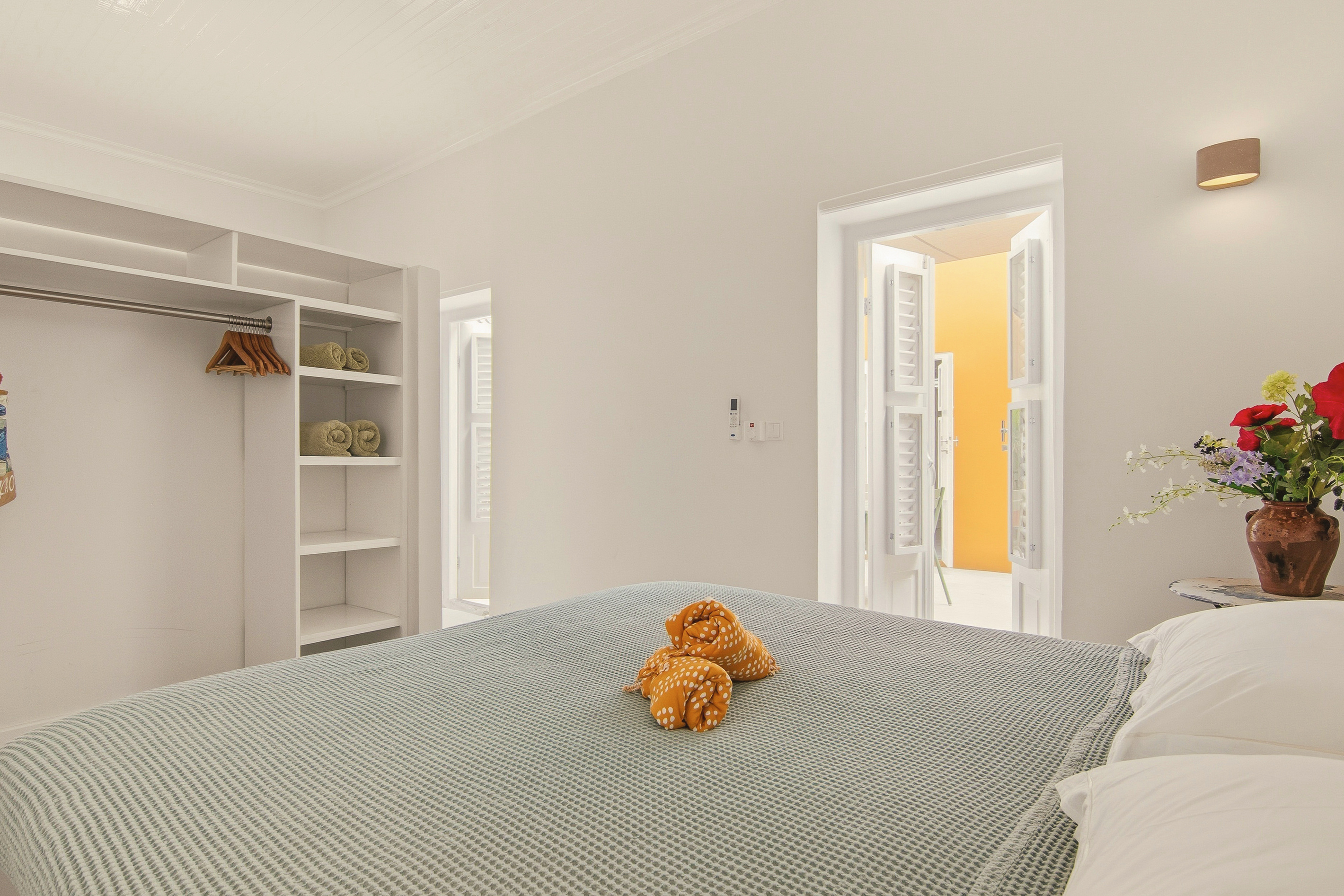 City Villa – Bedroom 1