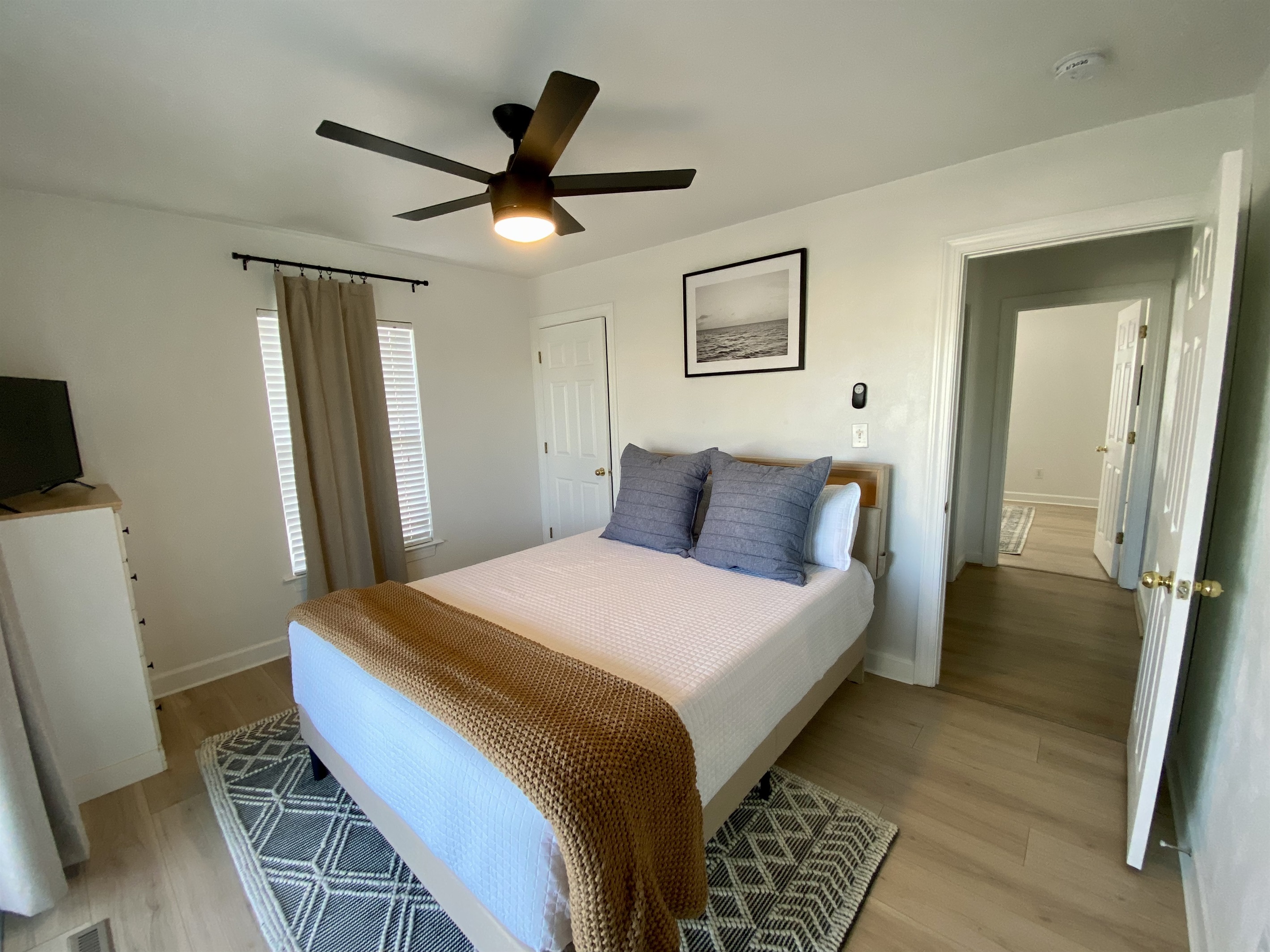 bedroom #5: 2nd floor Queen