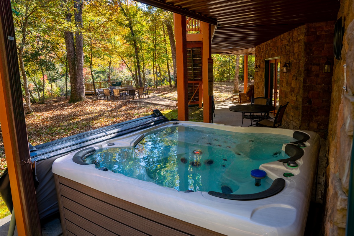 New, clear hot tub!