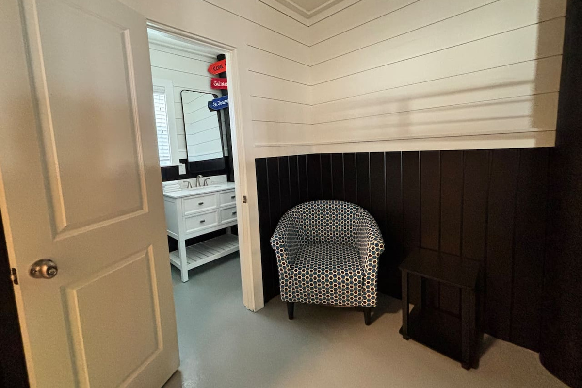 Bedroom
