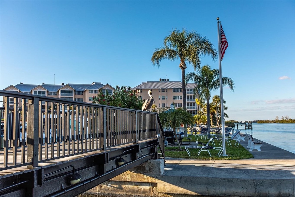 Dockside views – perfect for sunsets and stargazing.
