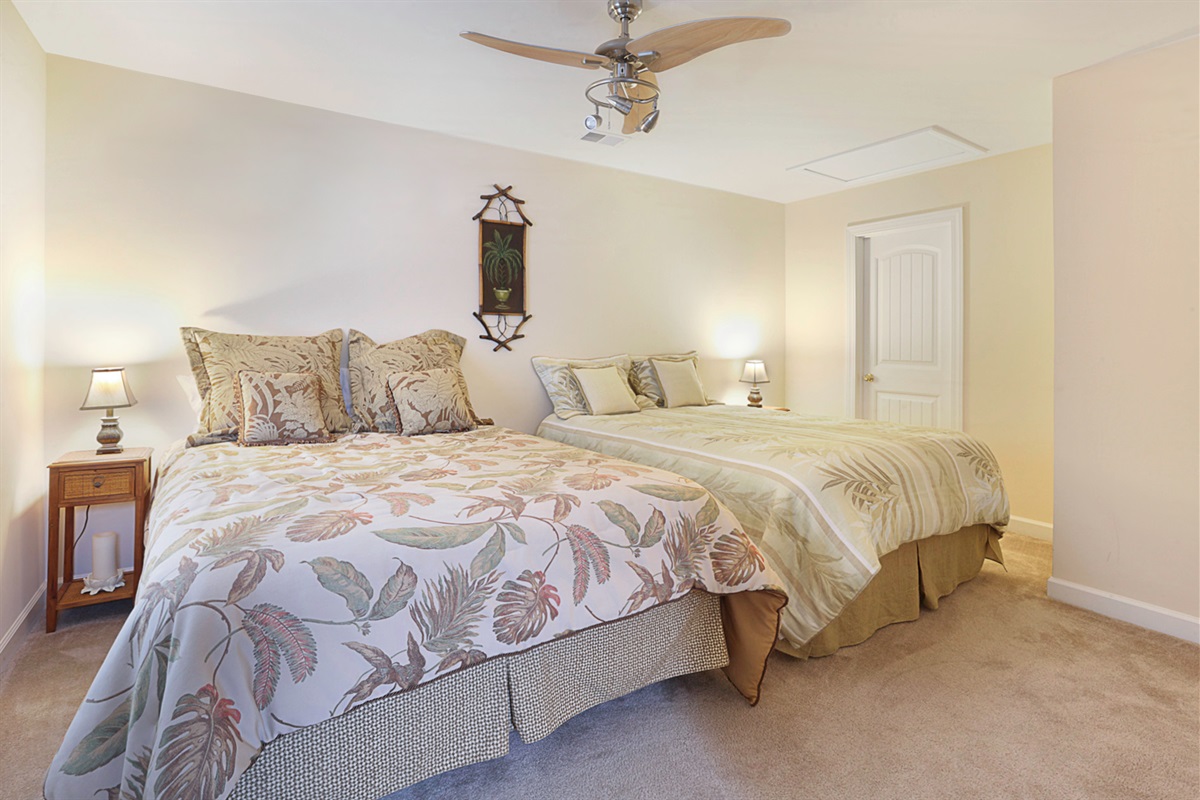 2 Queens in 4th Bedroom