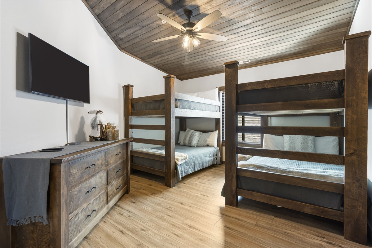 Upper level bunk room #1