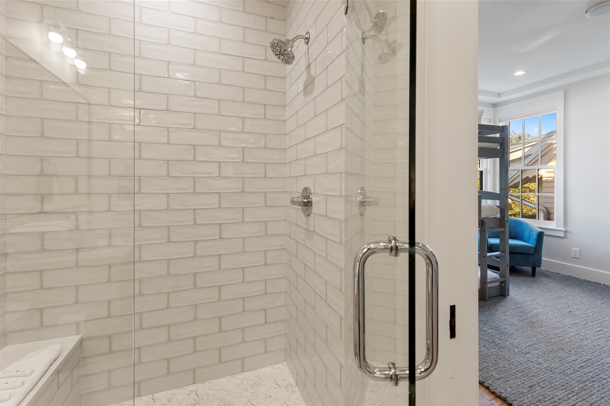 4th Bathroom