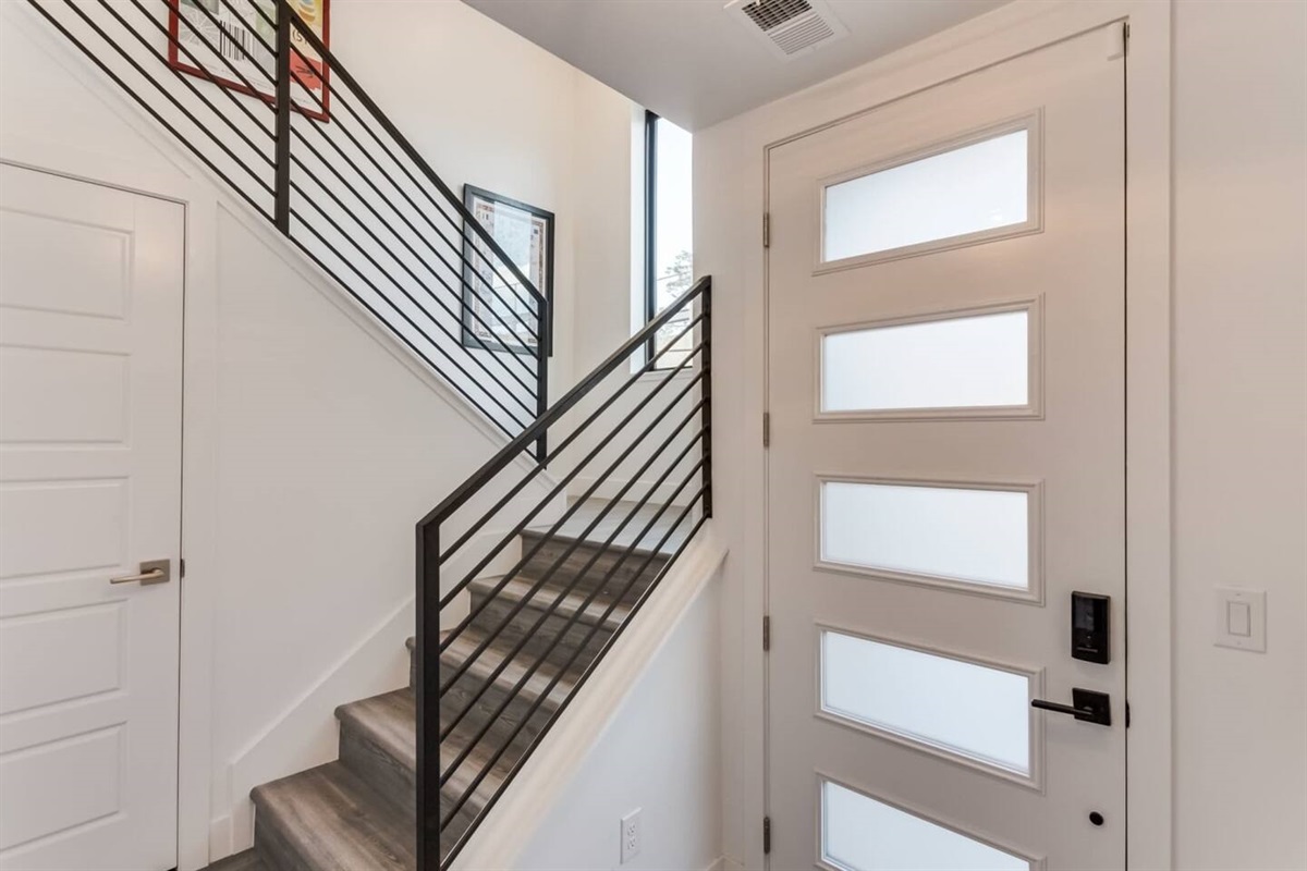 Modern and clean entryway