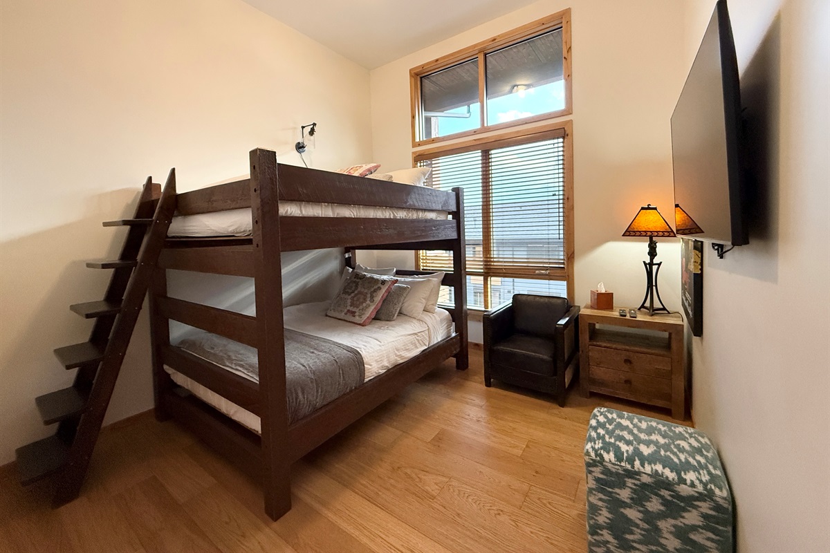 Third Bedroom - Queen size beds