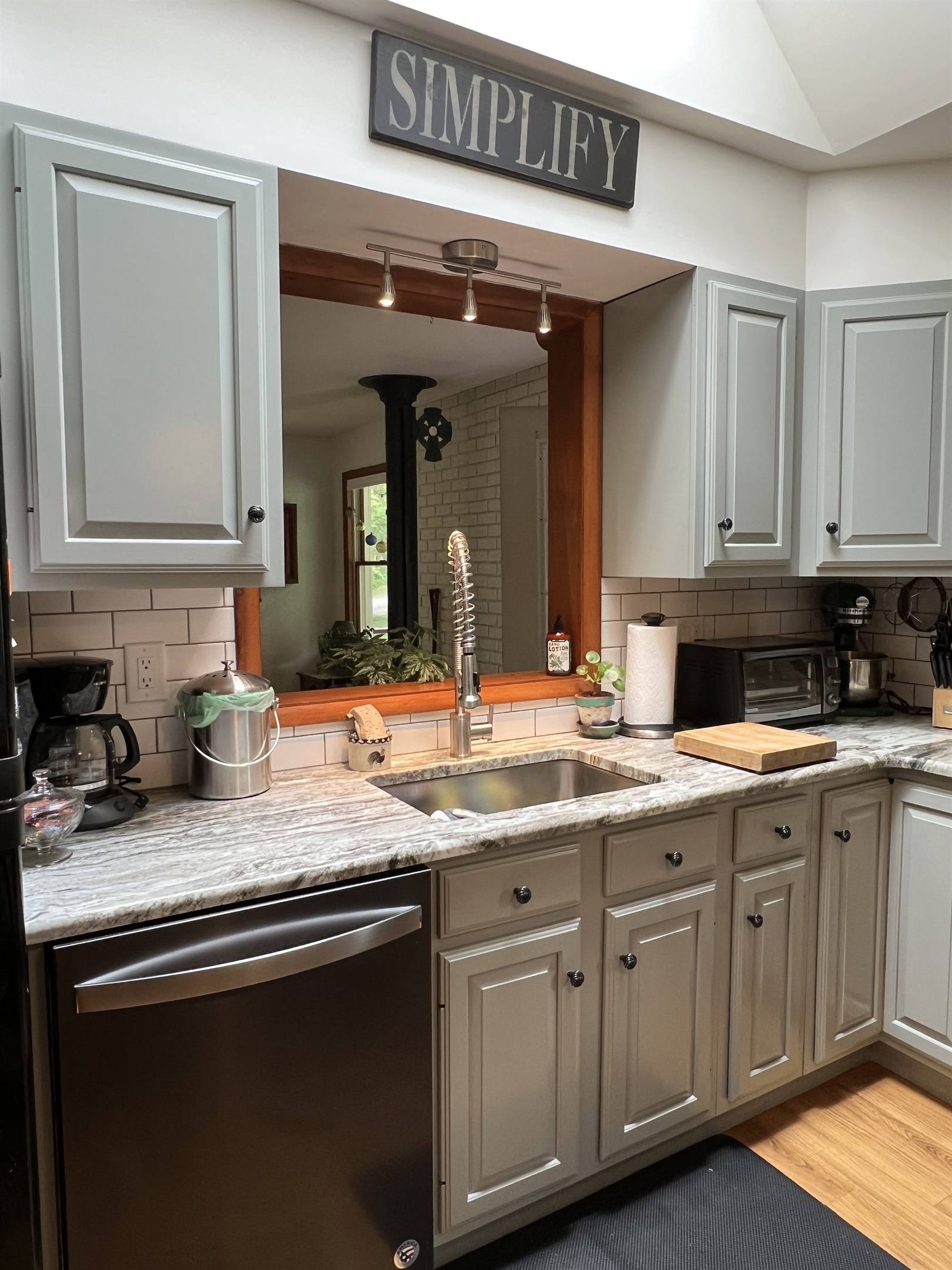 Kitchen pass through to living room