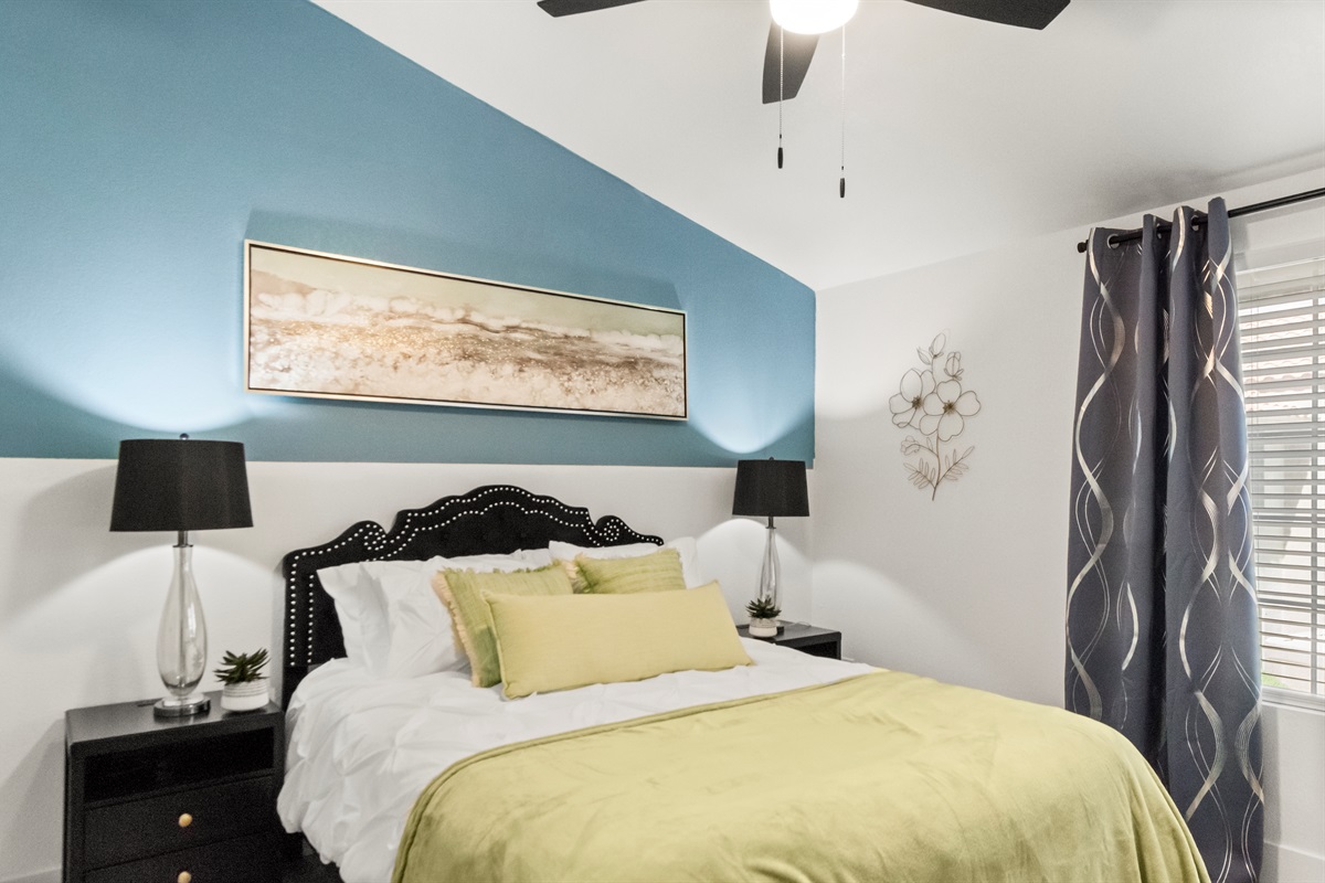 Dreamy Bedroom with Cozy Touches