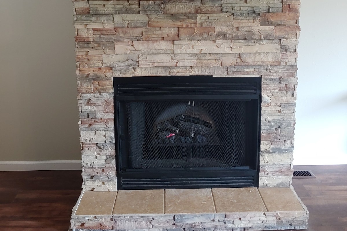 Branson Hideaway fireplace