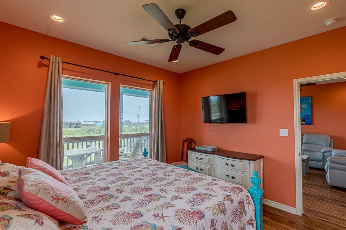 8ce50875c18549028934c97e136ffe16 Large | Beachhouse | Texas | TX | Vacation Homes | Galveston | Crystal Beach | Kokomo | Breezy Days | Beachfront Elegance | Sunrise Serenity | Southern Sands Property Management, LLC