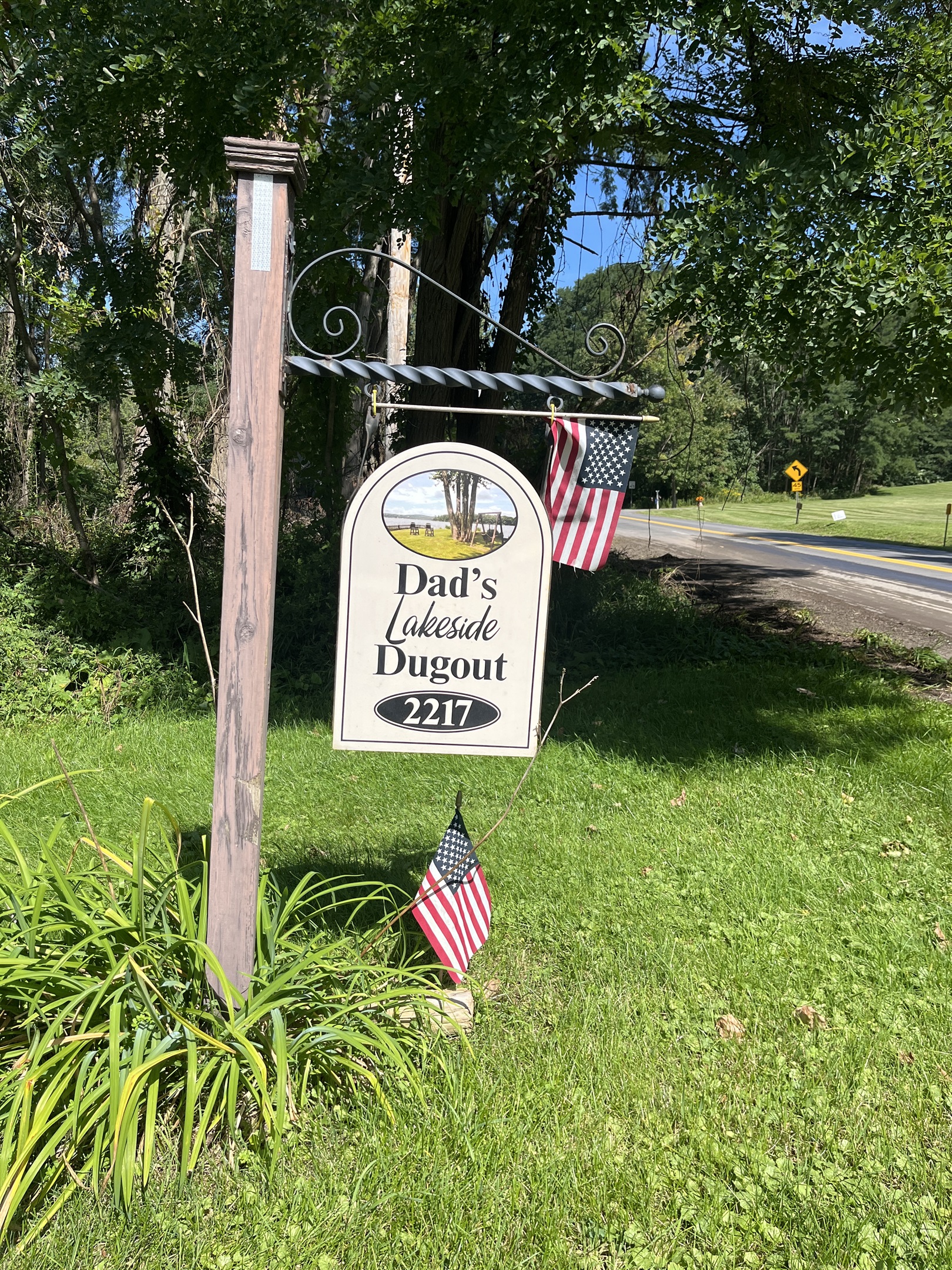 Welcome to Dad's Lakeside Dugout