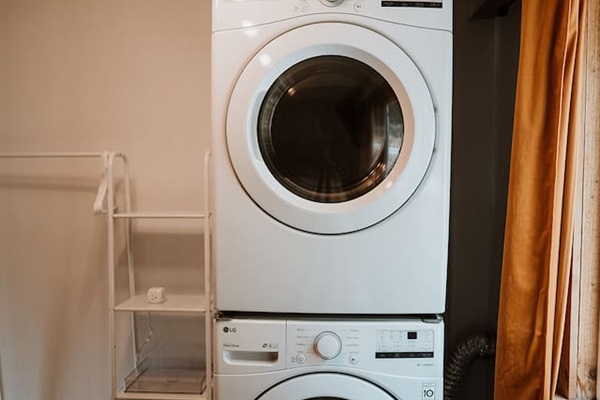 It’s ok if you get dirty. We got u! Full sized washer/dryer.
