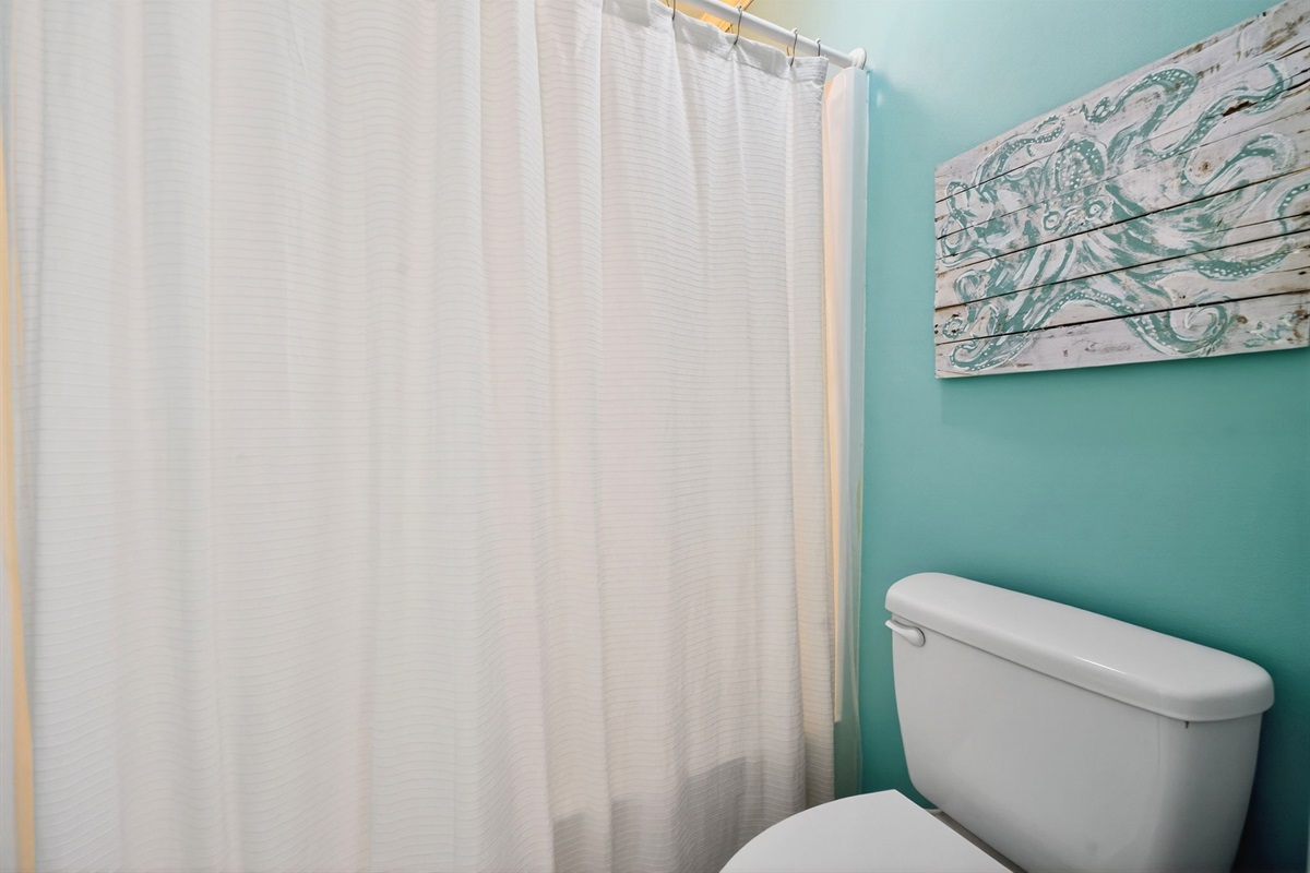 Primary Ensuite Bath | Seaside Cottage | IOP Escapes | 31 Twin Oaks, Isle of Palms, SC