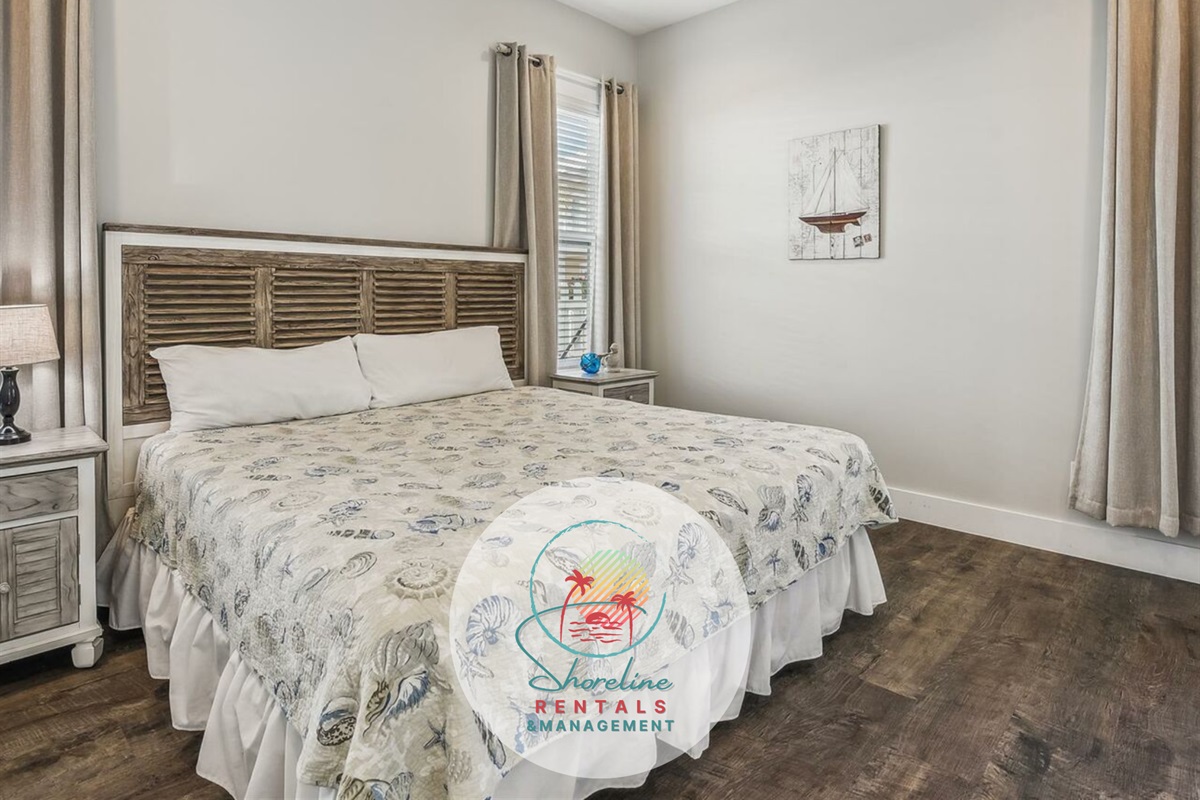 1st Floor Bedroom with King Size Bed and Flat Screen TV