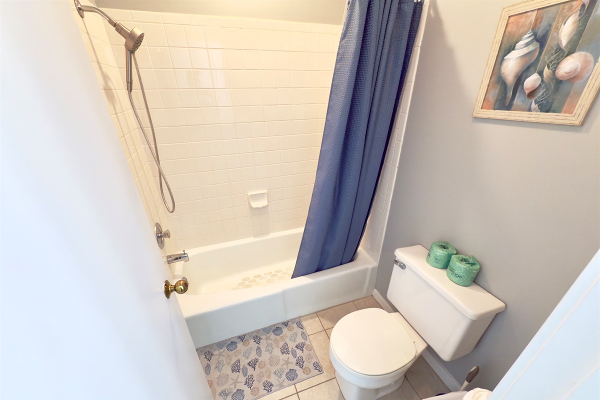 2nd Bathroom