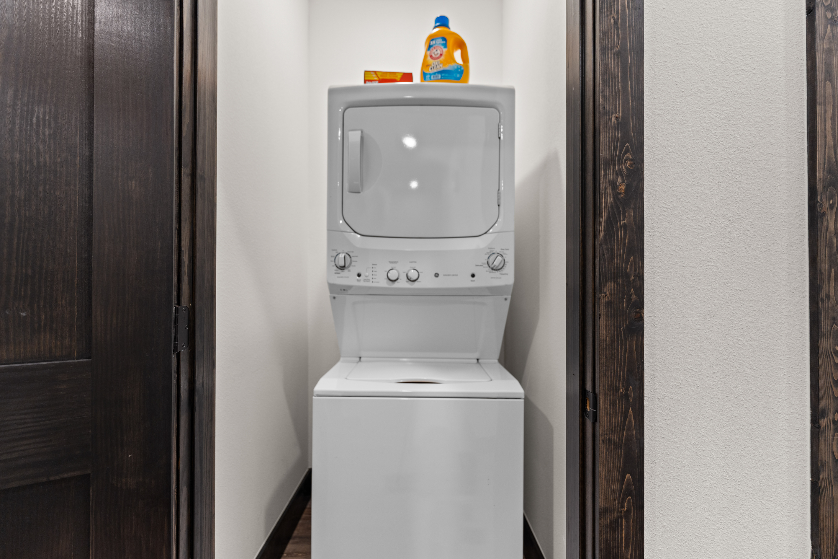 Lone Star Lodge has an in-unit stacked washer and dryer, detergent included, so you can freshen up between Ozark adventures.