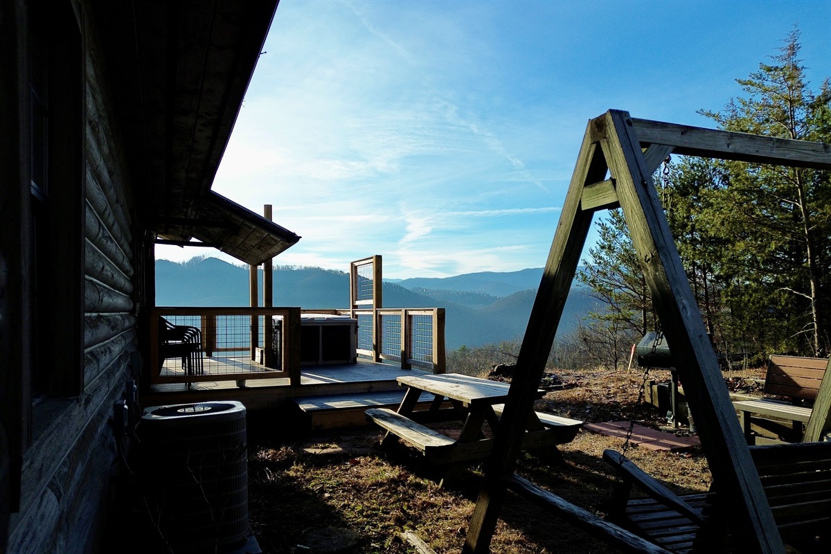 CHRISTMAS HOT TUB VIEW