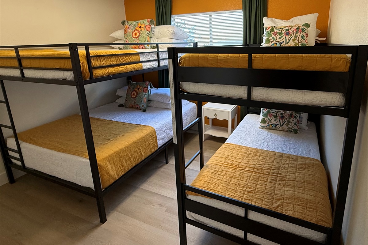 Bedroom #4 - Upstairs, Sleeps 6, Queen-Over-Queen Bunk, plus Twin-Over-Twin Bunk, Full Bathroom directly across the hall, blackout curtains