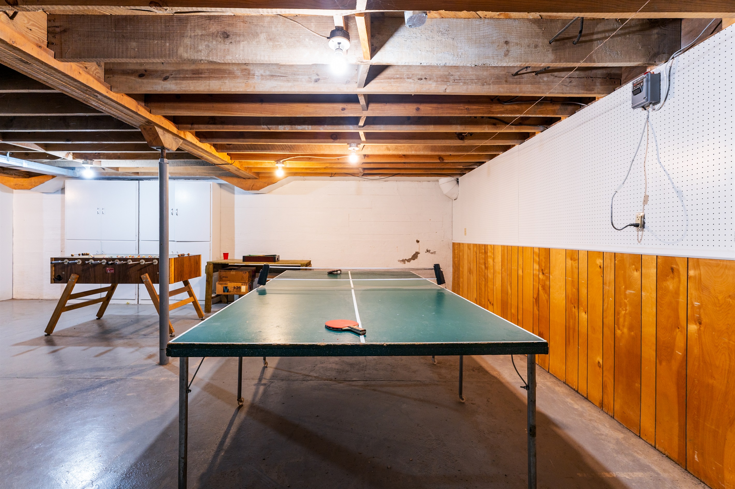 Basement game room main house