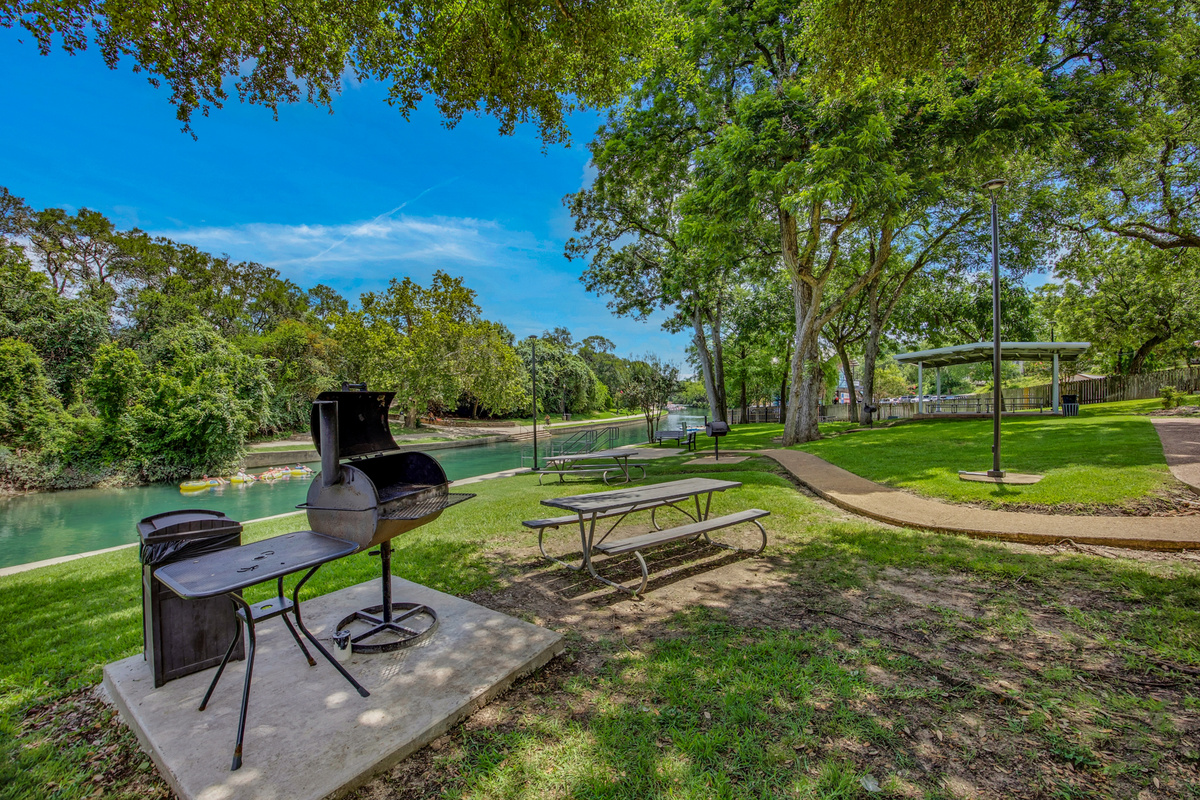 Several BBQ pits and picnic tables available - first come, first served.