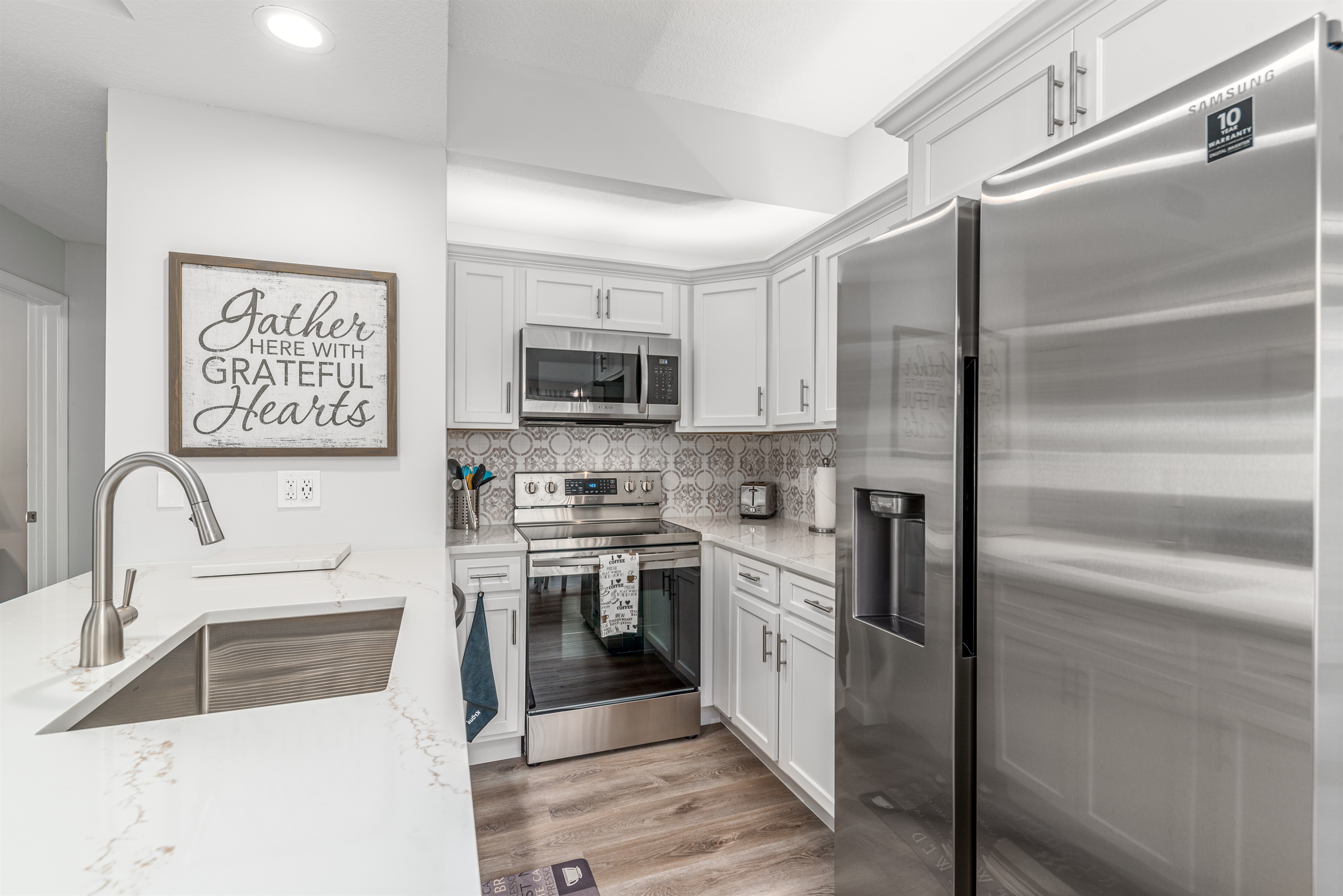 JupRent's - Coastal Paradise - 2Bed/2Bath - Close to All - Beach, Golf, Fishing 3